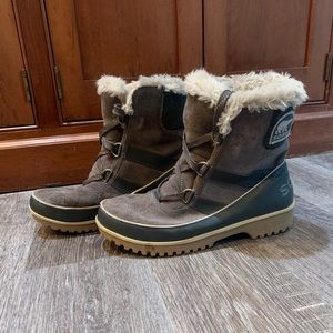 Sorel Tivoli boots